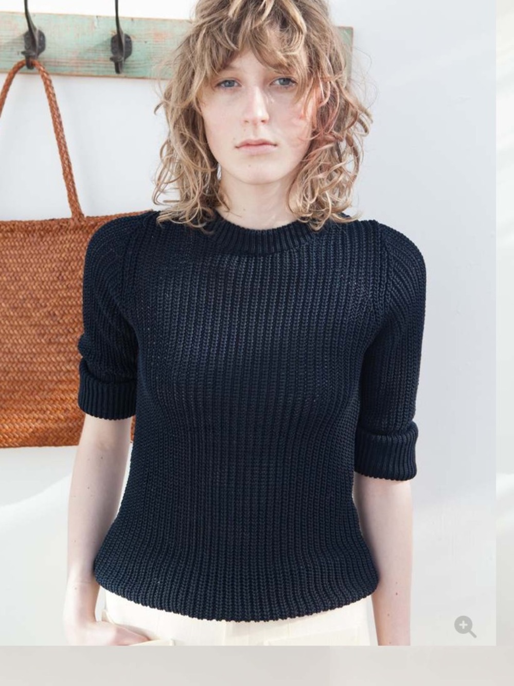 Soeur Paulette Jumper Classic Black Ribbed Short-Sleeve Sweater